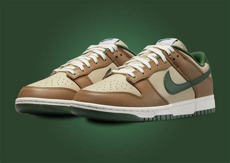 nike dunk glow green|nike dunks forest green.